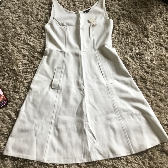 Book brothers Elegant White Sleeveless Dress size 8 - Picture 1 of 8